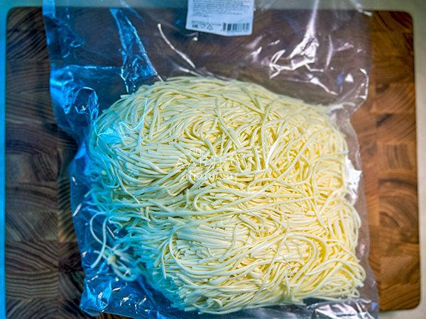 Сырный продукт ФЕРМЕРСКИЙ паутинка белая в Голицино