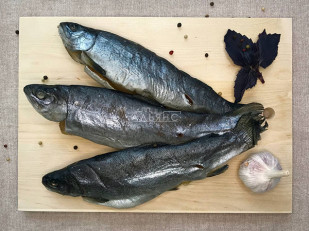 Мясо курицы по-кавказски: Форель радужная вяленая