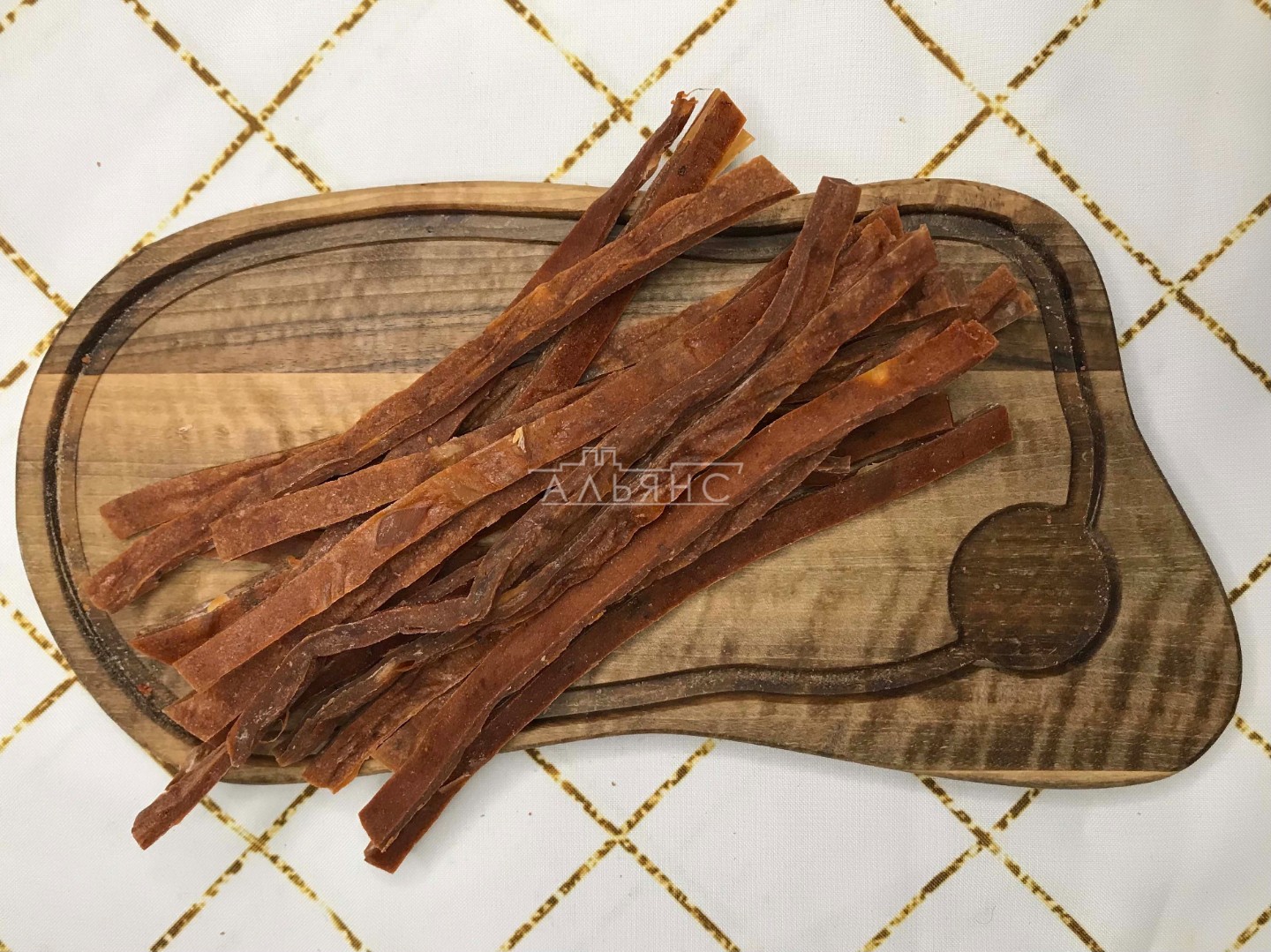Дикий лосось с рубленным мясом кальмара (соломка) в Голицино